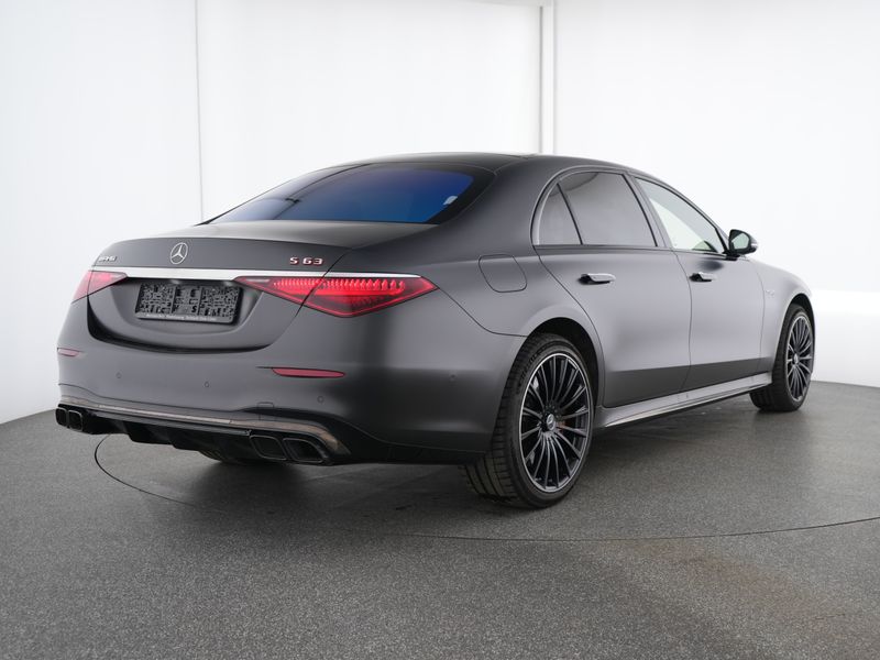 Mercedes-AMG S 63 E Performance - 2