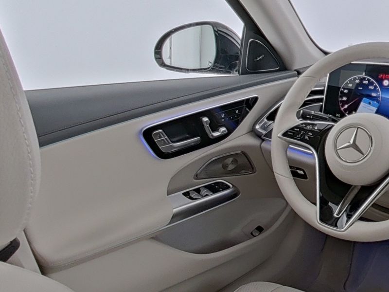 Mercedes-Benz E 200 - 8