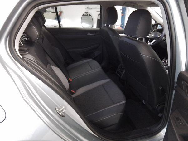 Volkswagen Golf VIII 1.5 TSI eHybrid Goal - 4