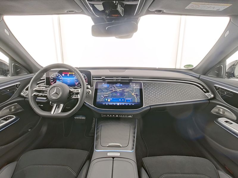 Mercedes-Benz E 200 - 6