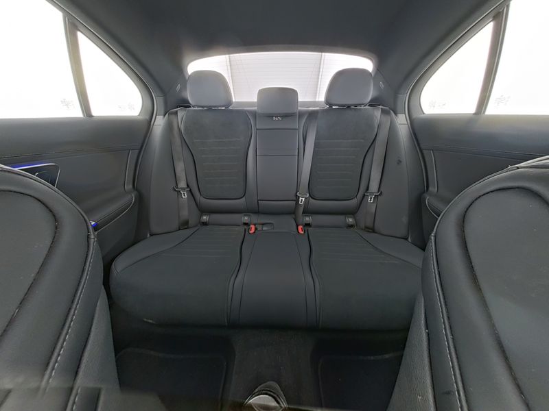 Mercedes-Benz C 300 e - 5