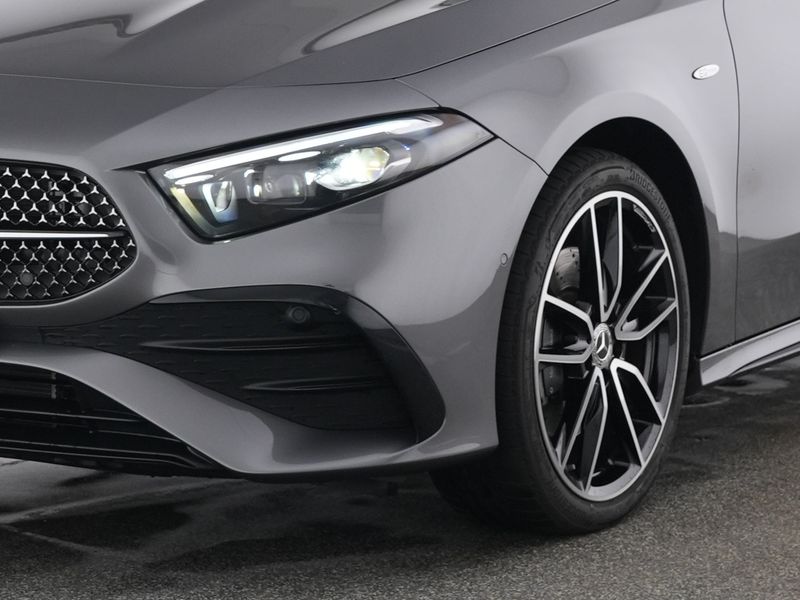 Mercedes-Benz A 250 e - 3